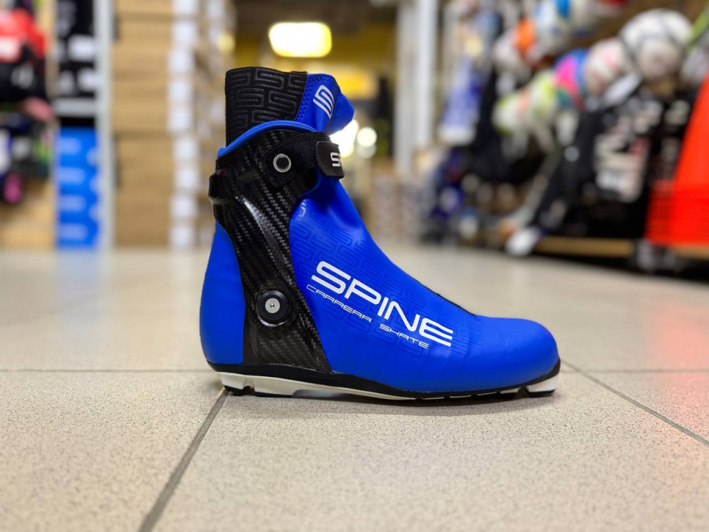 коньковые лыжные ботинки