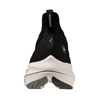 Кроссовки беговые (унисекс) MIZUNO NEO VISTA Black/White/Nimbus Cloud